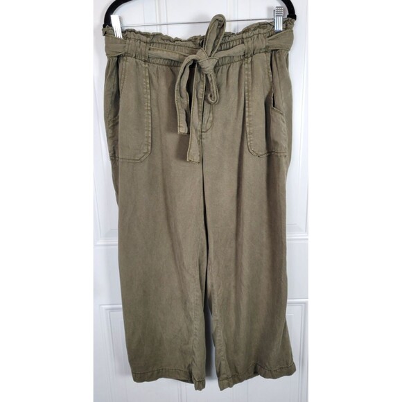 Torrid Pull-On Wide Leg Tencel High-Rise Paperbag Waist Pants Size 10 - Picture 2 of 9